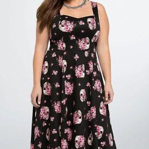 Torrid sweetheart pinup rockabilly skull floral 16